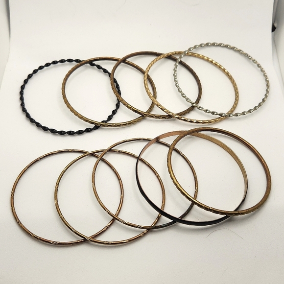 BANGLE BRACELETT SET 10 IN TOTAL WOMENS - Picture 4 of 4